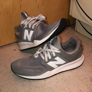 gray New Balance 247